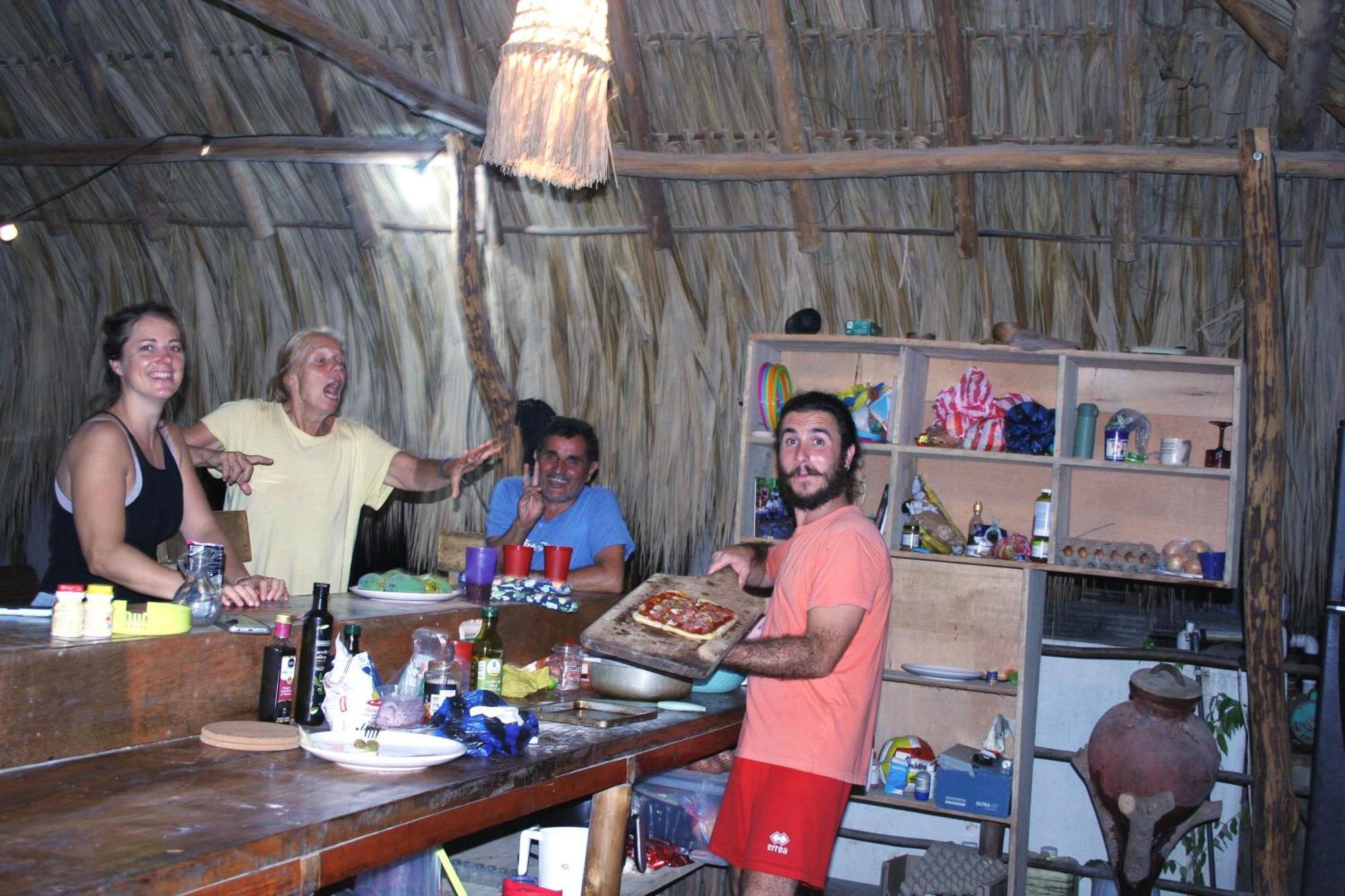 Hostel Nugeku Rincón エクステリア 写真